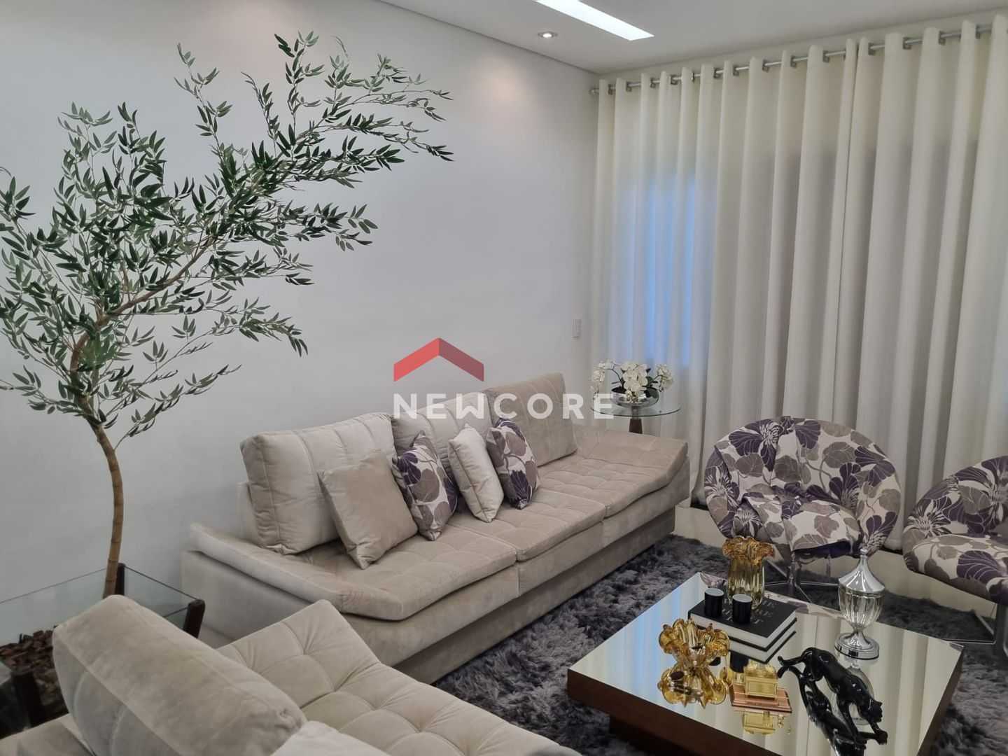 Casa à venda com 4 quartos, 360m² - Foto 15