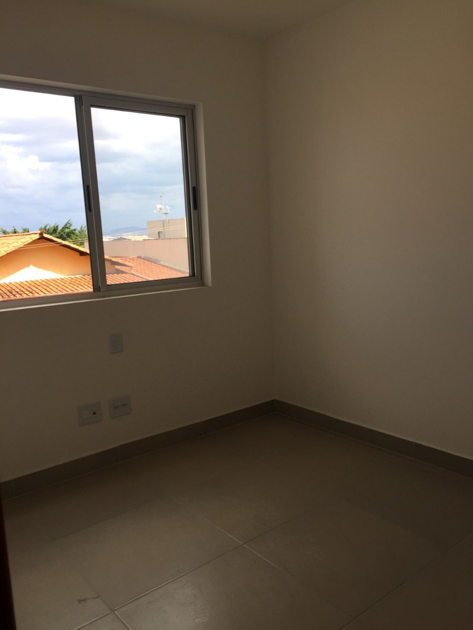 Apartamento à venda com 3 quartos, 76m² - Foto 8