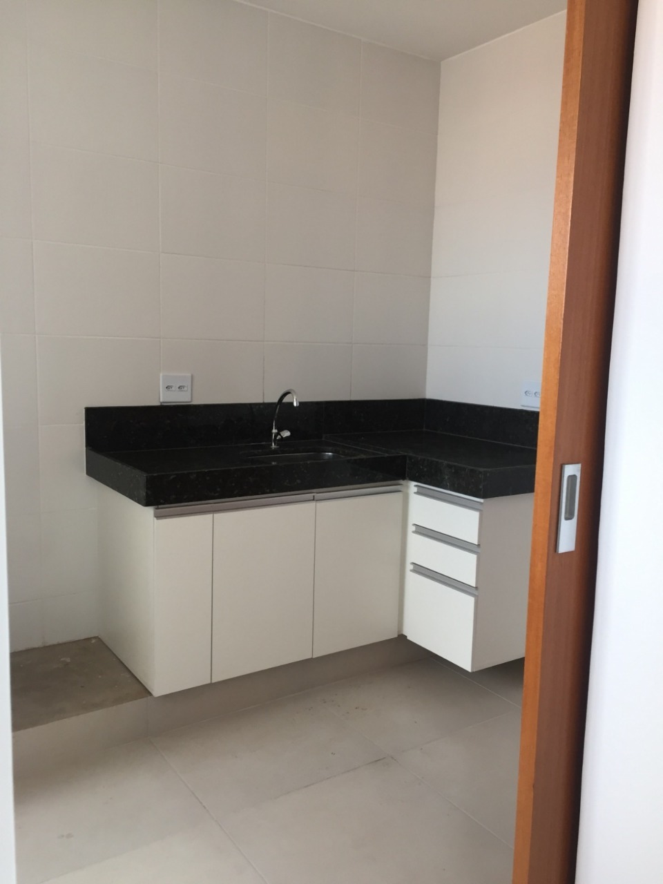 Apartamento à venda com 3 quartos, 76m² - Foto 15