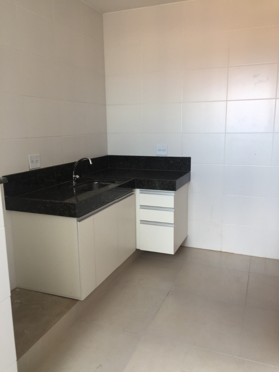 Apartamento à venda com 3 quartos, 76m² - Foto 16