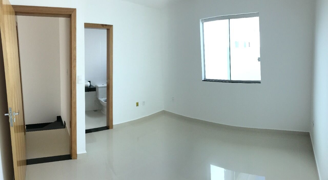 Casa à venda com 2 quartos, 87m² - Foto 5