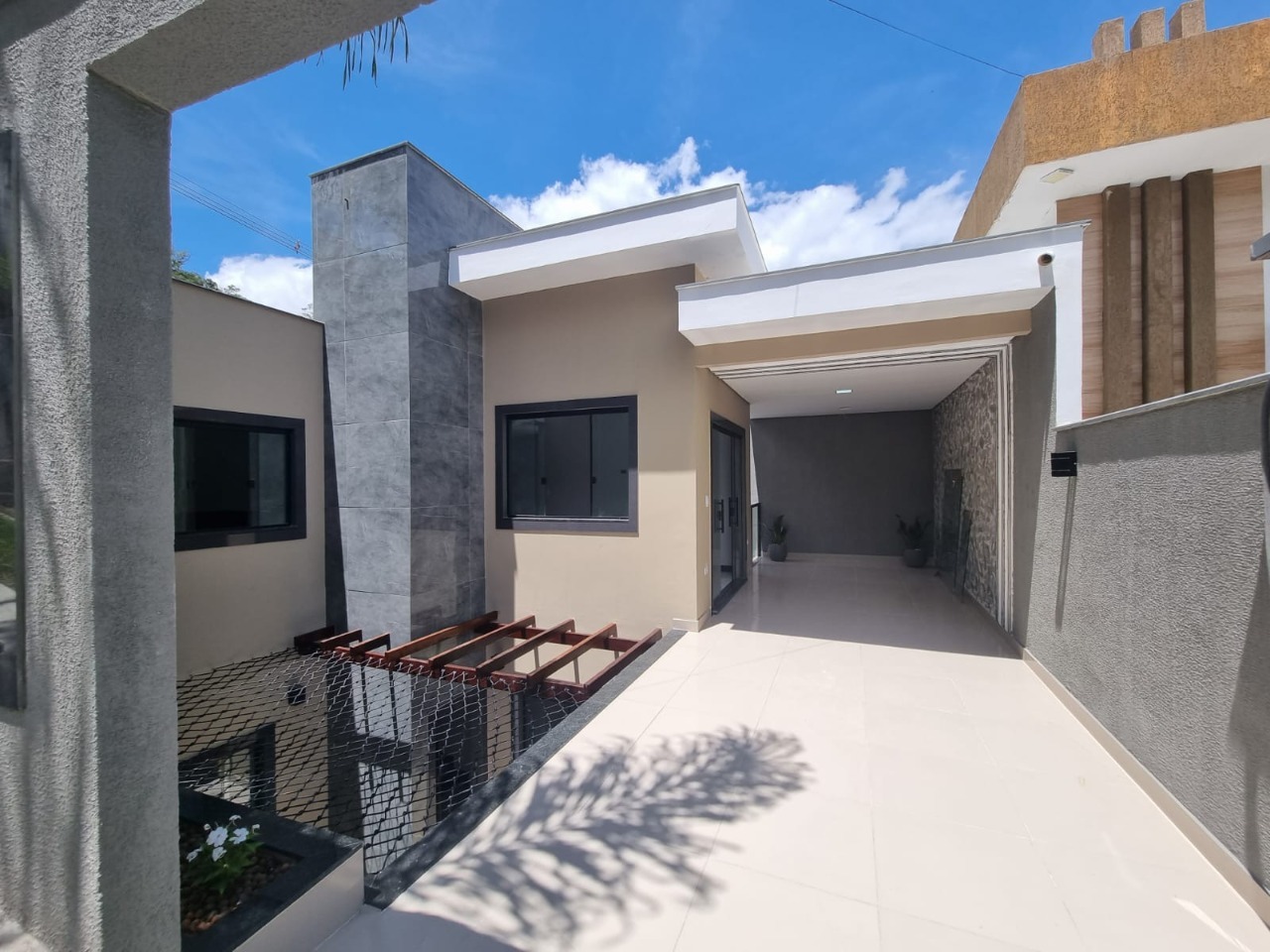 Casa à venda com 3 quartos, 165m² - Foto 3