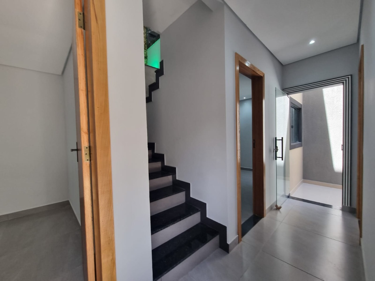 Casa à venda com 3 quartos, 165m² - Foto 18