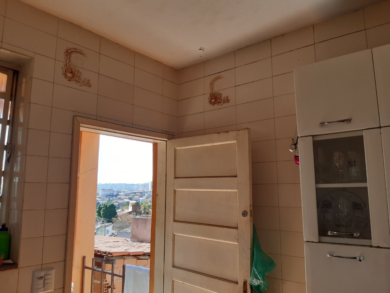 Casa à venda com 3 quartos, 243m² - Foto 11