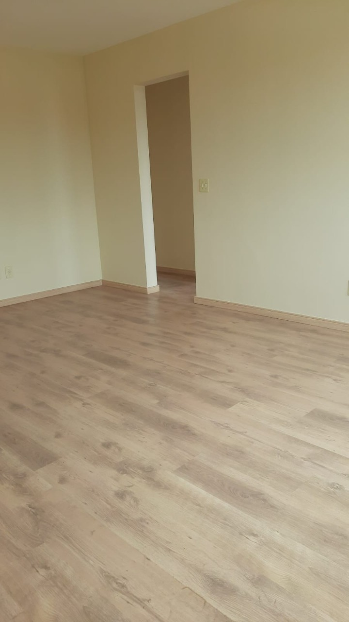 Apartamento à venda com 3 quartos, 77m² - Foto 1