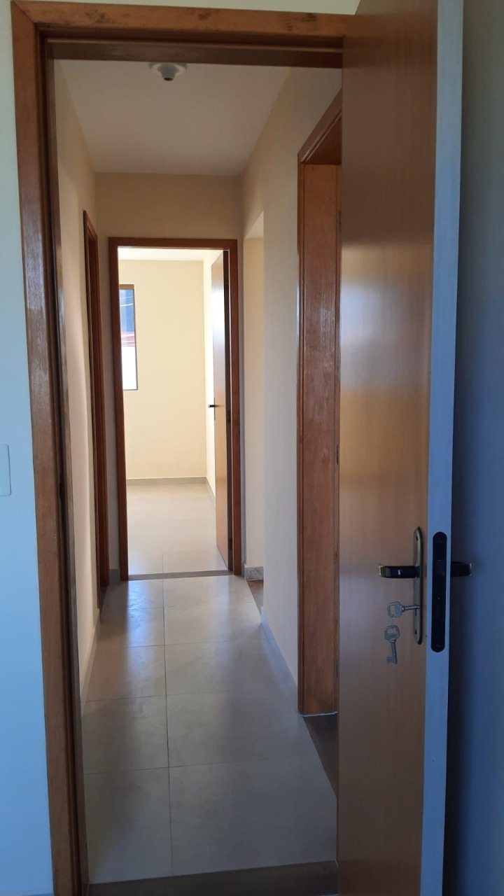 Apartamento à venda com 3 quartos, 77m² - Foto 1