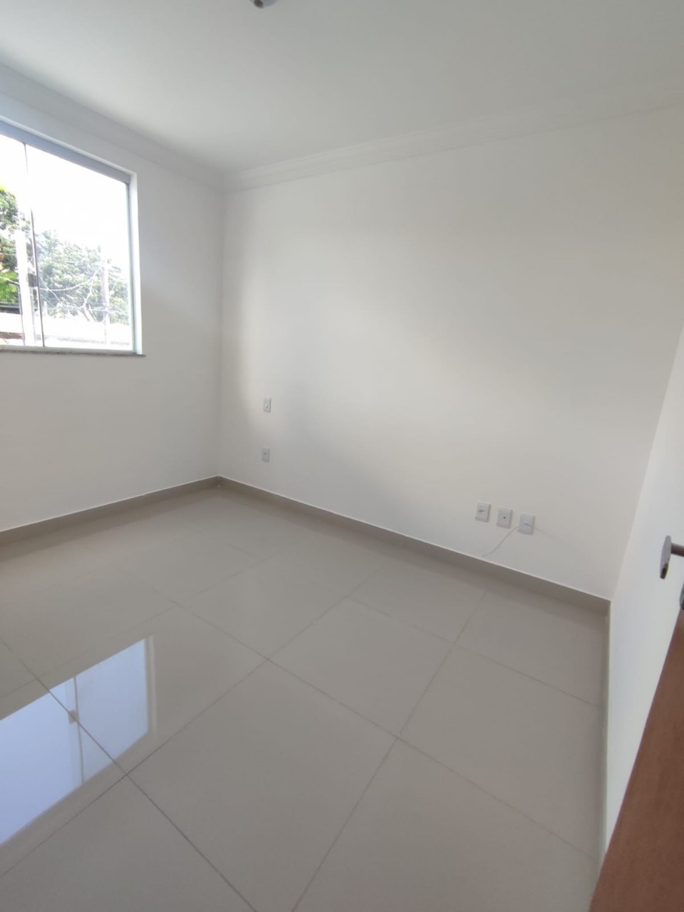 Casa à venda com 2 quartos, 67m² - Foto 4