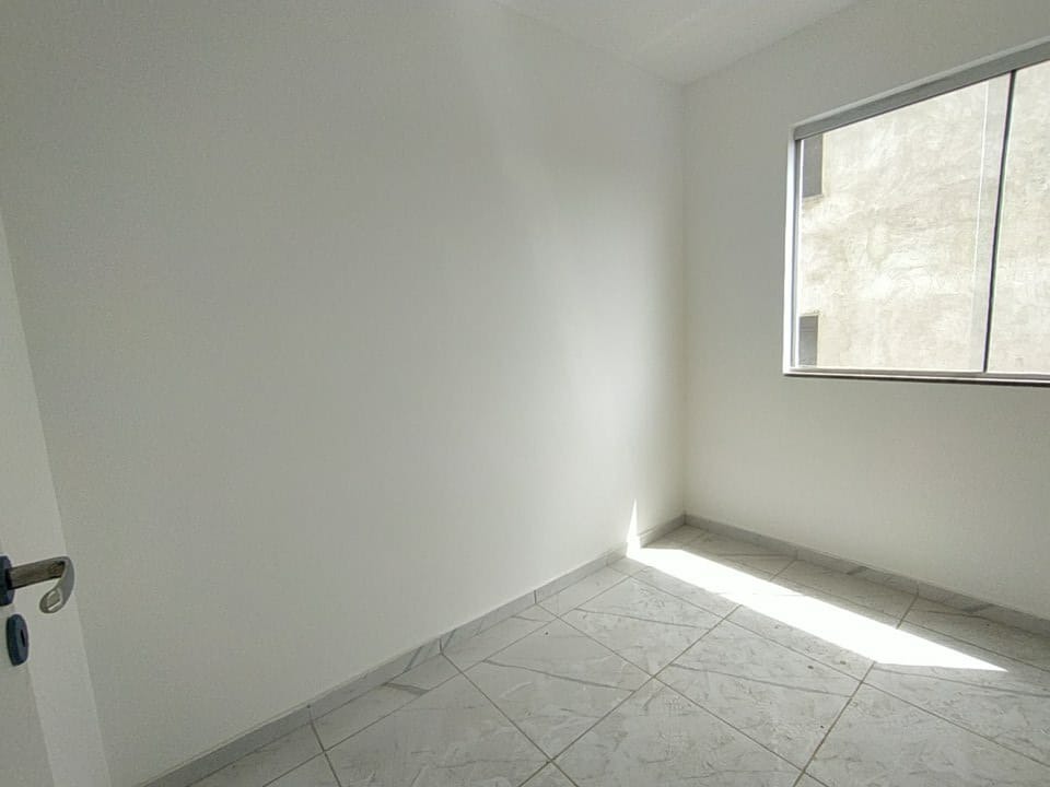 Apartamento à venda com 3 quartos, 110m² - Foto 3