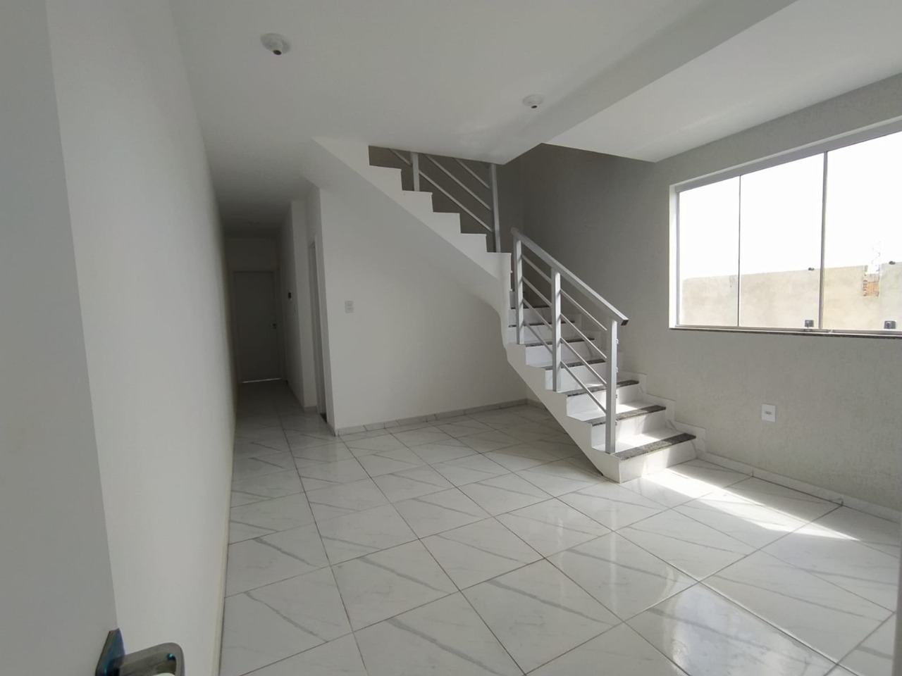 Cobertura à venda com 2 quartos, 99m² - Foto 1