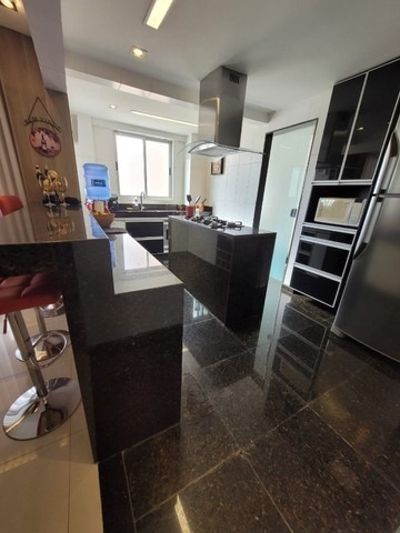 Apartamento à venda com 3 quartos, 104m² - Foto 17