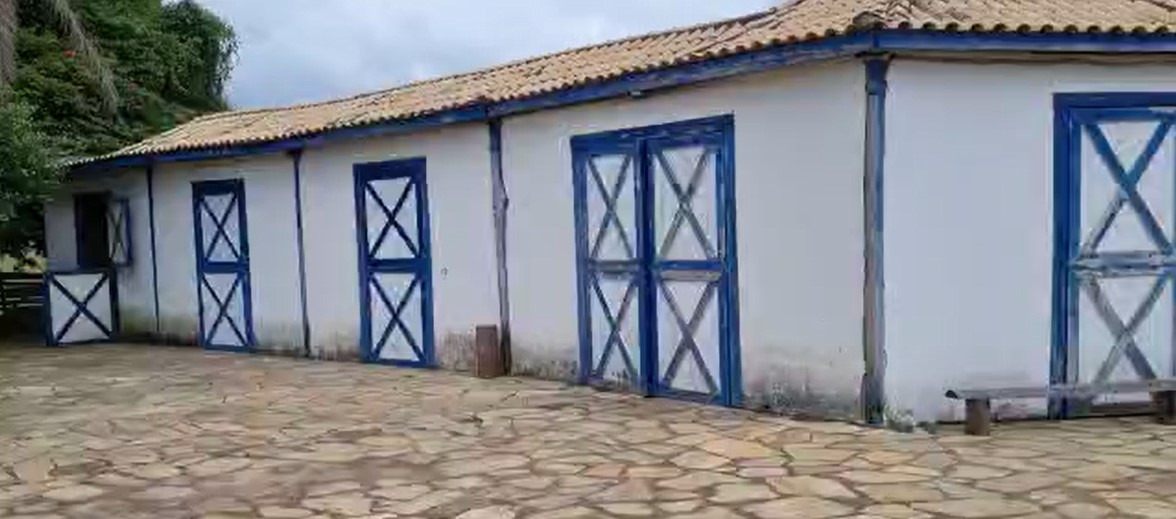 Chácara à venda com 4 quartos, 3200000m² - Foto 10