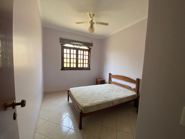 Chácara à venda com 3 quartos, 400m² - Foto 13