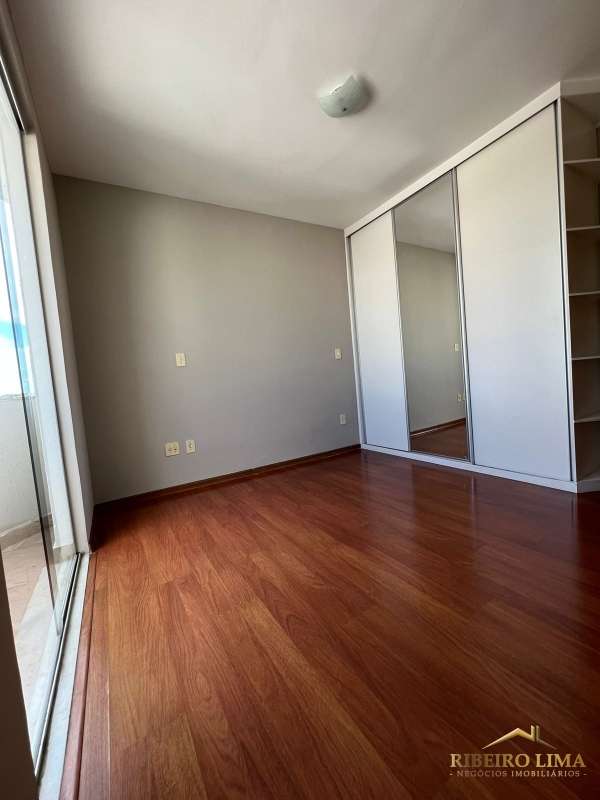 Cobertura à venda com 4 quartos, 200m² - Foto 5