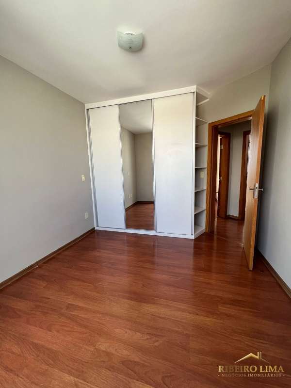 Cobertura à venda com 4 quartos, 200m² - Foto 7