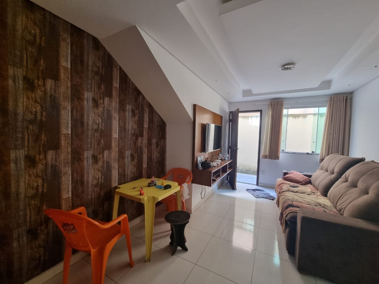 Apartamento à venda com 3 quartos, 75m² - Foto 4