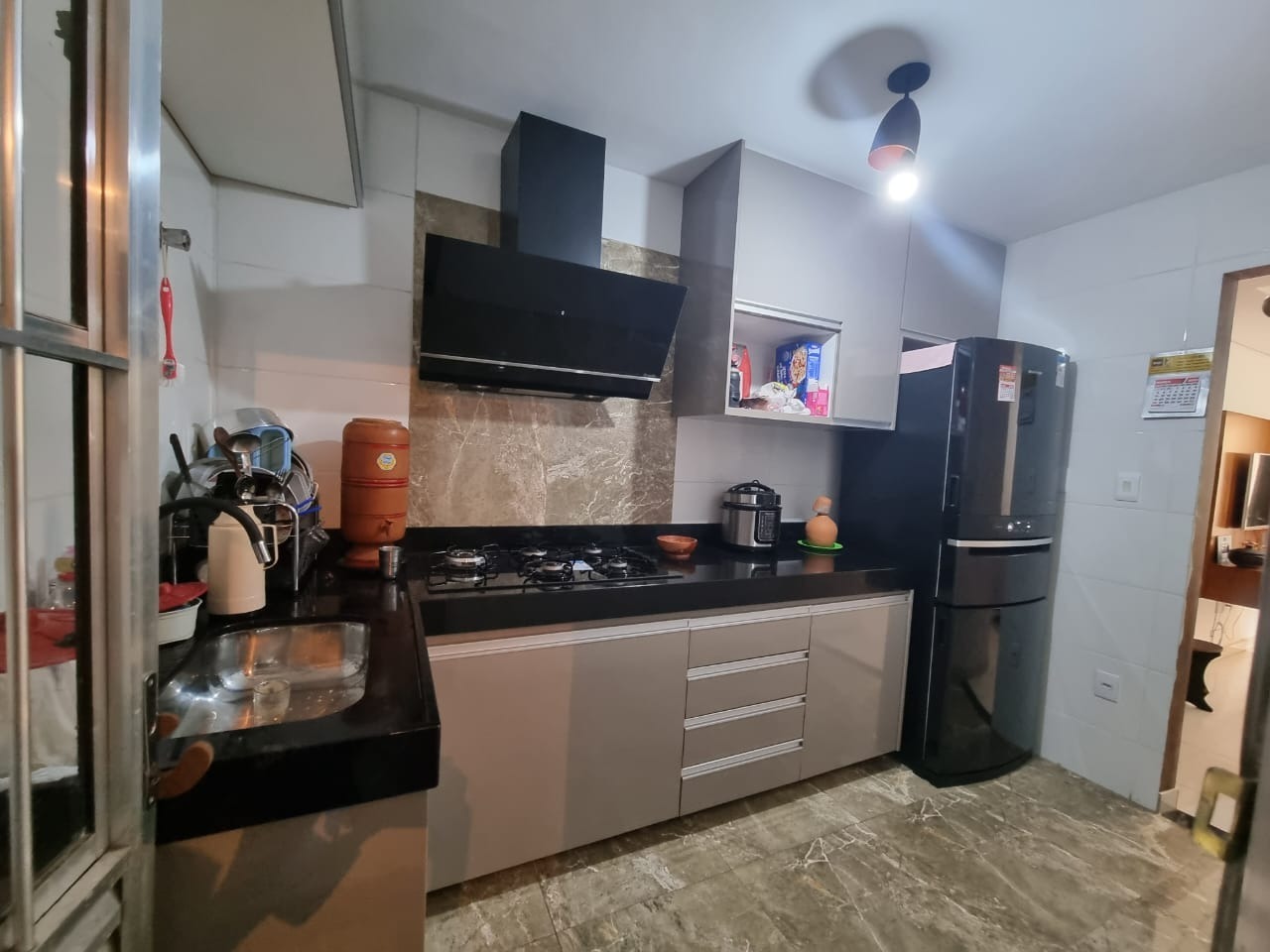 Apartamento à venda com 3 quartos, 75m² - Foto 11