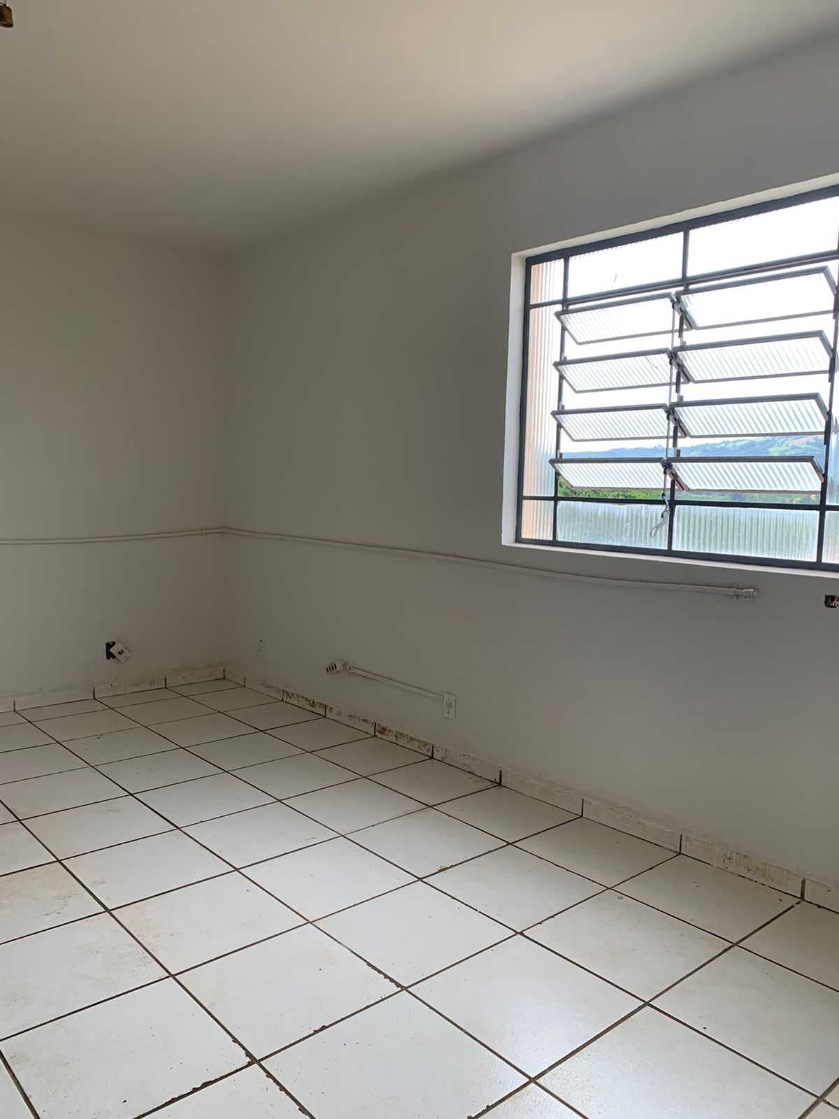 Loja-Salão para alugar, 107m² - Foto 4