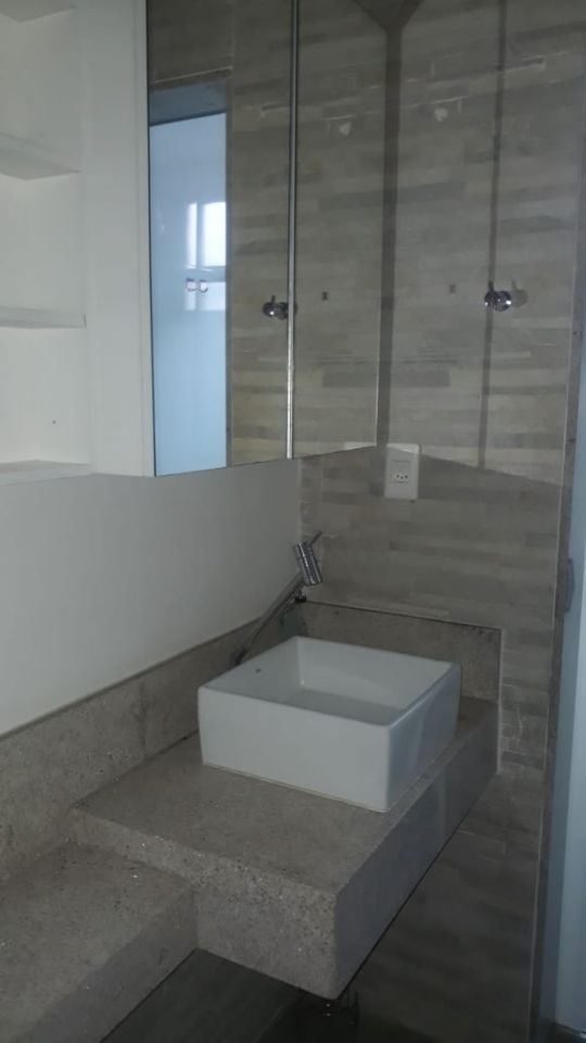 Apartamento à venda com 3 quartos, 75m² - Foto 8