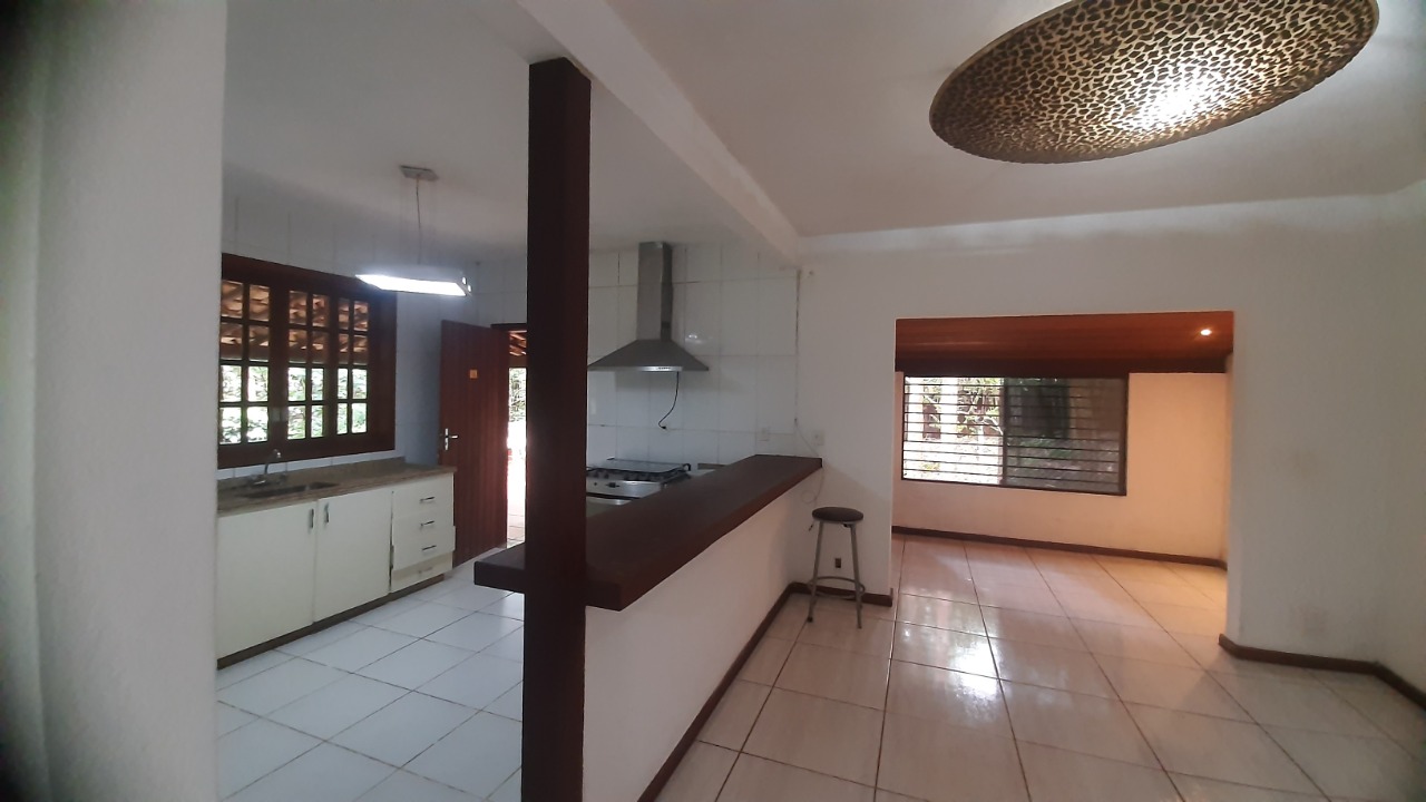 Casa de Condomínio à venda com 3 quartos, 270m² - Foto 8