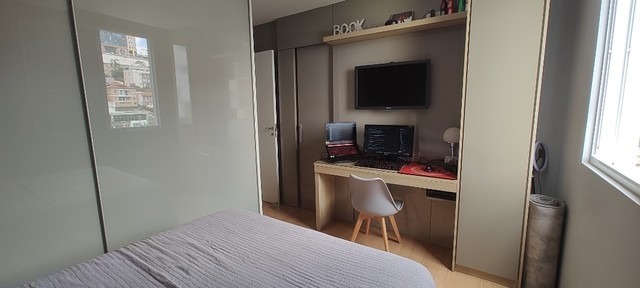 Apartamento à venda com 5 quartos, 240m² - Foto 9