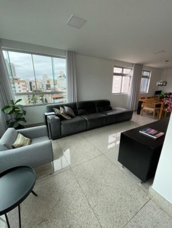 Apartamento à venda com 4 quartos, 250m² - Foto 1