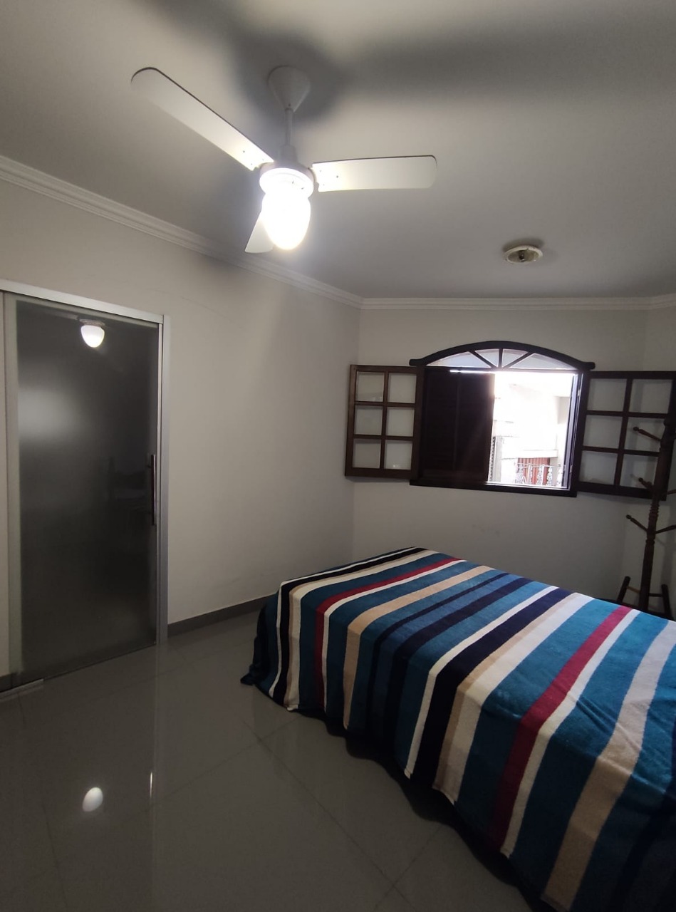 Casa à venda com 5 quartos, 312m² - Foto 14