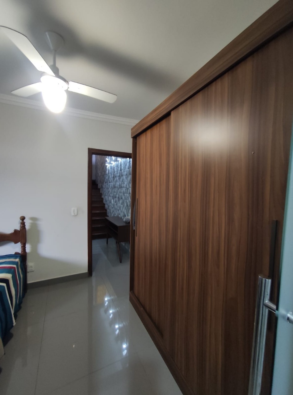 Casa à venda com 5 quartos, 312m² - Foto 22