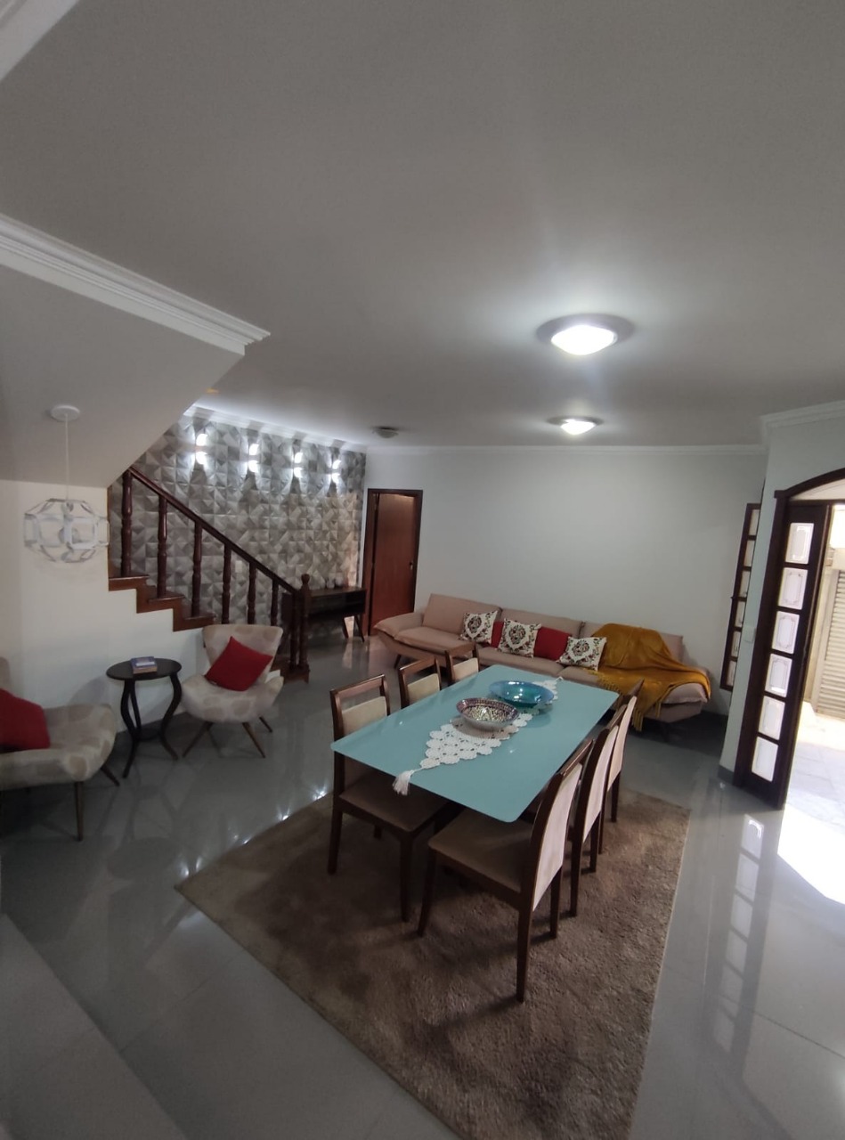 Casa à venda com 5 quartos, 312m² - Foto 5