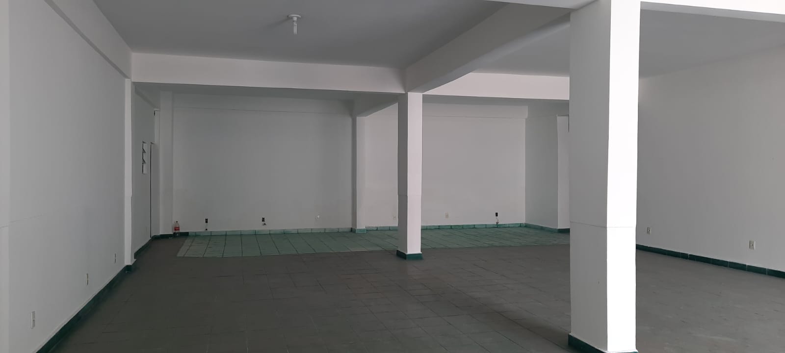 Loja-Salão para alugar, 250m² - Foto 11