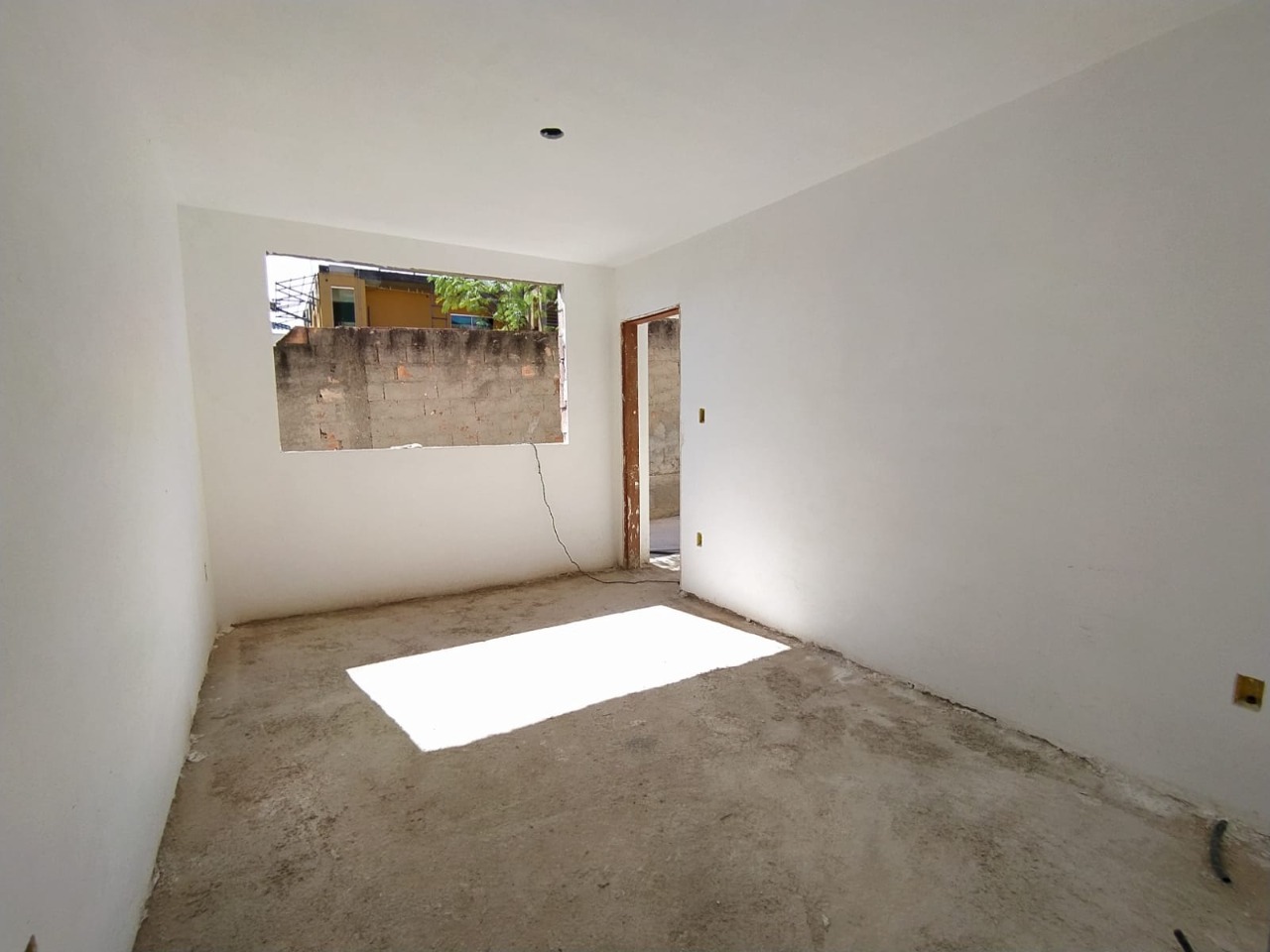 Apartamento à venda com 3 quartos, 82m² - Foto 2