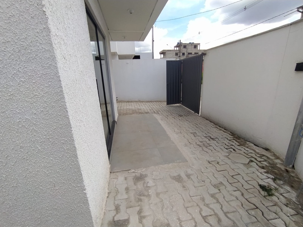 Casa à venda com 3 quartos, 99m² - Foto 17