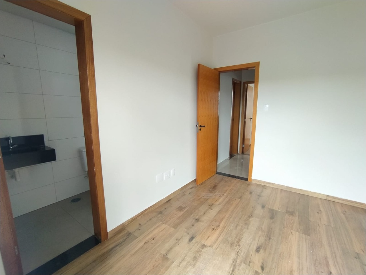 Casa à venda com 3 quartos, 99m² - Foto 13