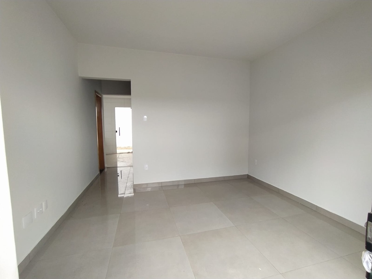 Casa à venda com 3 quartos, 99m² - Foto 6