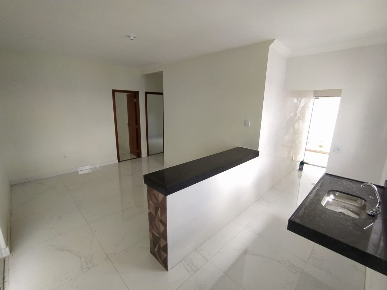 Casa à venda com 3 quartos, 110m² - Foto 4