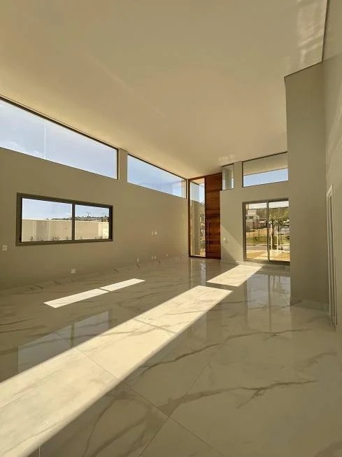 Casa à venda com 4 quartos, 367m² - Foto 9