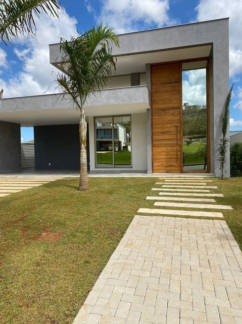 Casa à venda com 4 quartos, 367m² - Foto 3