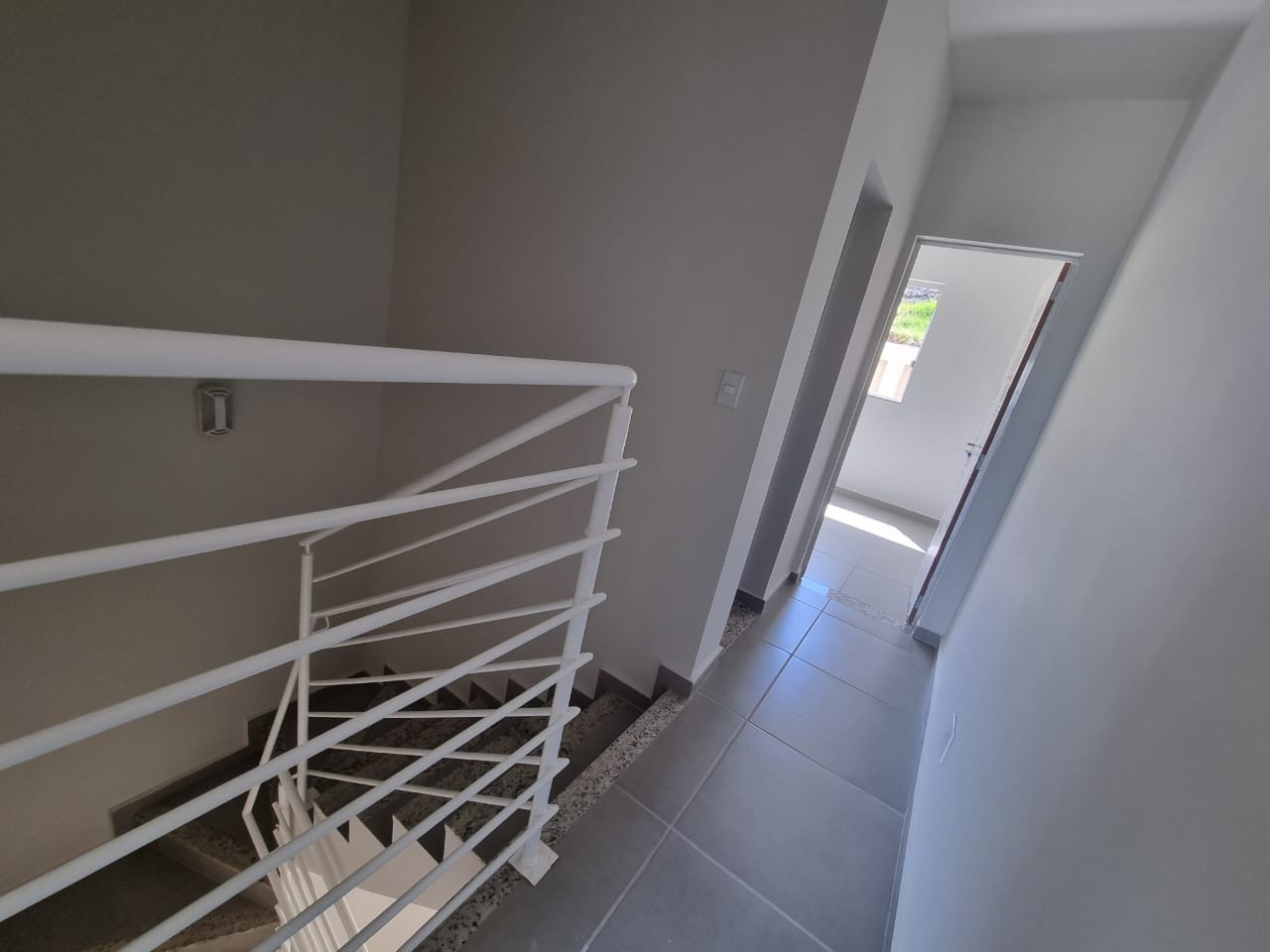 Casa à venda com 2 quartos, 60m² - Foto 19