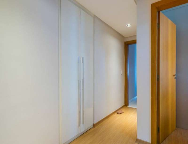 Apartamento à venda com 4 quartos, 140m² - Foto 6