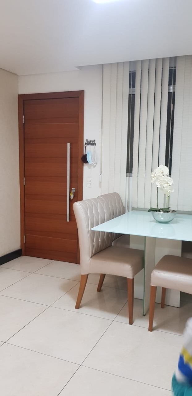 Apartamento à venda com 2 quartos, 65m² - Foto 1