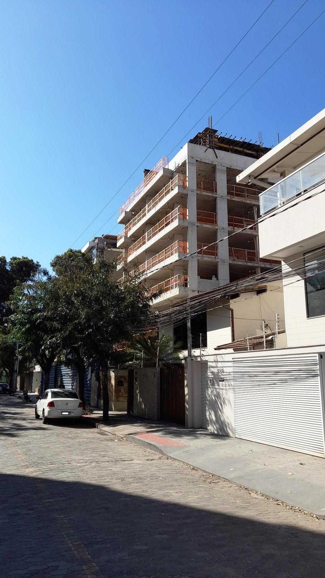 Apartamento à venda com 3 quartos, 89m² - Foto 2