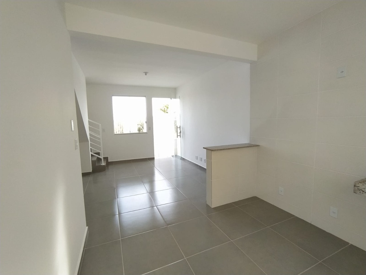 Casa à venda com 2 quartos, 75m² - Foto 6