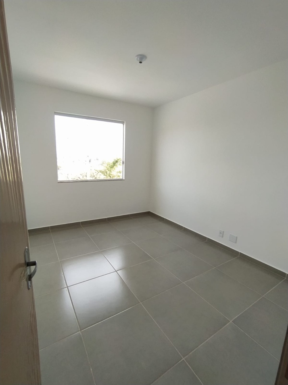 Casa à venda com 2 quartos, 75m² - Foto 9