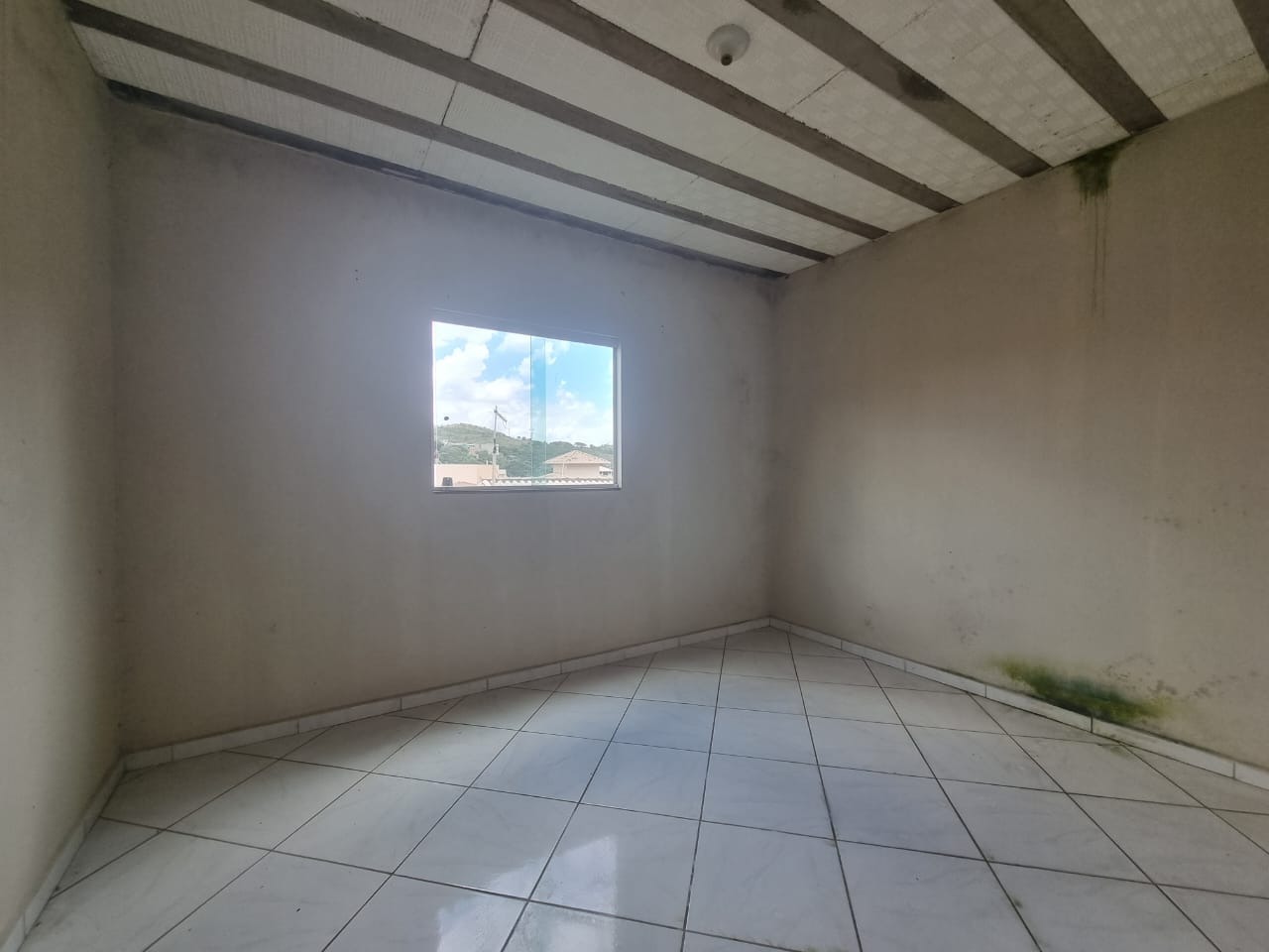 Casa à venda com 2 quartos, 200m² - Foto 7