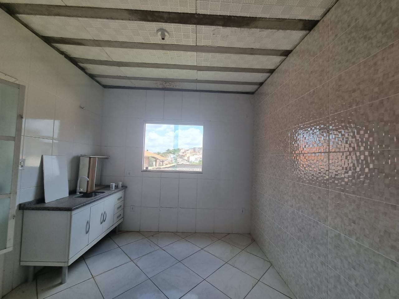 Casa à venda com 2 quartos, 200m² - Foto 9