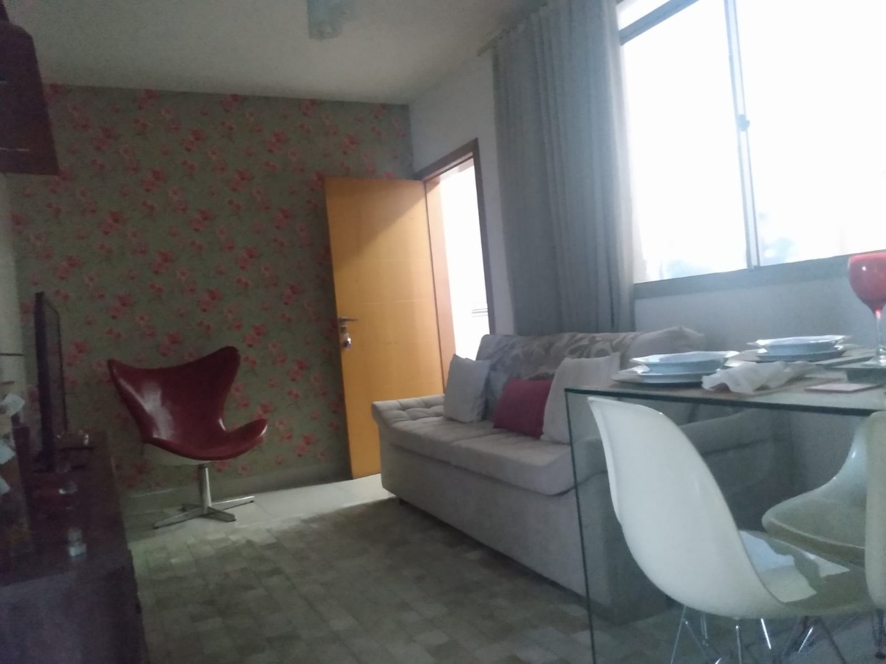 Apartamento à venda com 2 quartos, 60m² - Foto 1