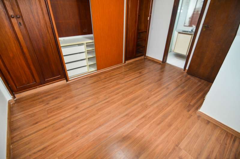 Apartamento à venda com 3 quartos, 100m² - Foto 4