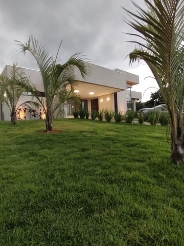 Casa de Condomínio à venda com 5 quartos, 296m² - Foto 1