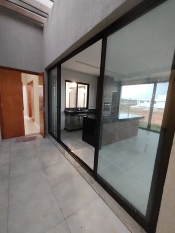 Casa de Condomínio à venda com 5 quartos, 296m² - Foto 10