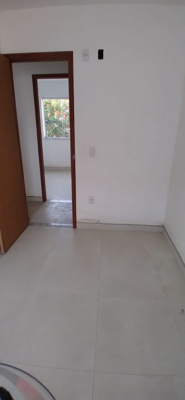 Casa à venda com 3 quartos, 70m² - Foto 5