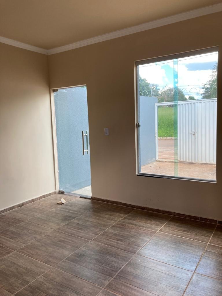 Casa à venda com 3 quartos, 110m² - Foto 3